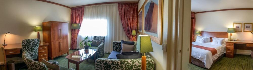 Peermont Metcourt Inn At The Grand Palm, Gaborone Luaran gambar